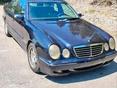 Brugt Mercedes E270 170 HK (125 kW) 2000 Sedan