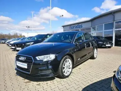 Używany Audi A3 Design 150 KM (110 kW) 2020 Czarny Sedan/Limuzyna