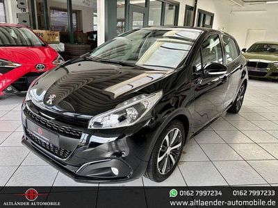 Gebraucht Peugeot 208 Active 82 PS (60 kW) 2017 Schwarz Kleinwagen
