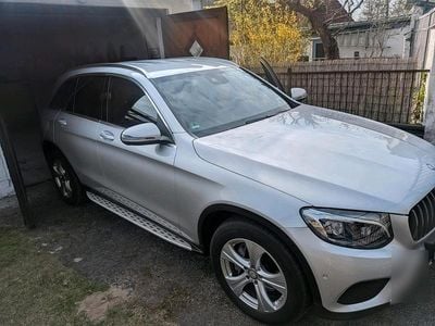 Używany Mercedes GLC250 204 KM (150 kW) 2016 Srebrny SUV