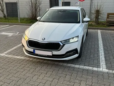 Gebraucht Skoda Octavia 150 PS (110 kW) 2022 Weiß Kombi