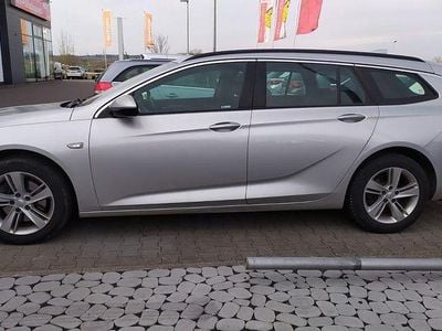 Gebraucht Opel Insignia Dynamic 170 PS (125 kW) 2017 Grau Limousine