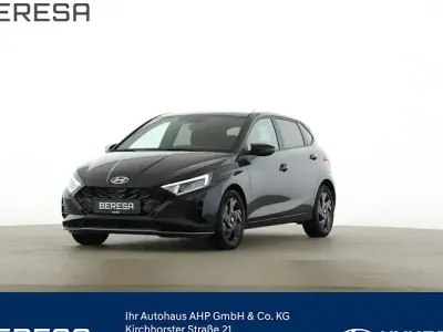 Neu Hyundai i20 Blackline 90 PS (66 kW) 2026 Schwarz Kleinwagen