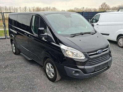 Gebraucht Ford Tourneo 170 PS (125 kW) 2017 Schwarz Van / Kleinbus