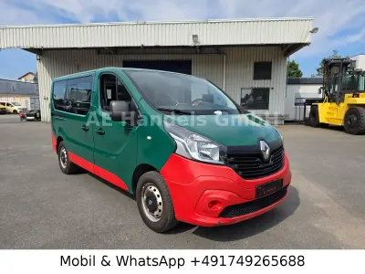 Gebraucht Renault Trafic 95 PS (69 kW) 2018 Grün Van / Kleinbus