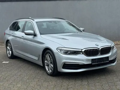Gebraucht BMW 540 Sport Line 340 PS (250 kW) 2017 Grau Limousine