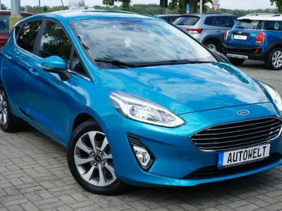 Gebraucht Ford Fiesta Titanium 101 PS (74 kW) 2018 Blau Kleinwagen