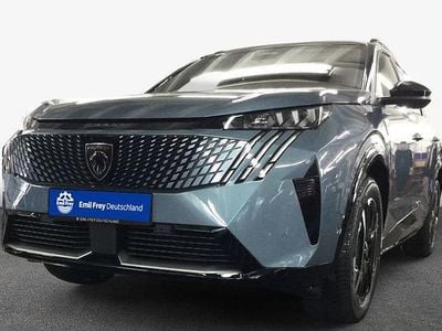 Peugeot e-5008