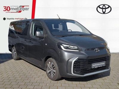 Gebraucht Toyota Proace Verso Team 178 PS (130 kW) 2024 Grau Kombi