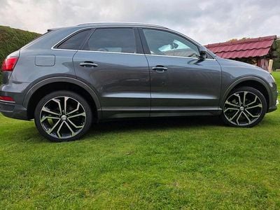 Grau Gebraucht 2015 Audi Q3 S-Line SUV | 16.700 € (Fairer Preis)