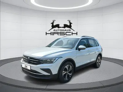 Gebraucht VW Tiguan Life 150 PS (110 kW) 2023 Weiß SUV