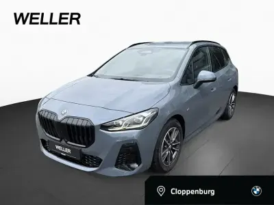Gebraucht BMW 220 Active Tourer M Sport 170 PS (125 kW) 2025 Grau Van / Kleinbus