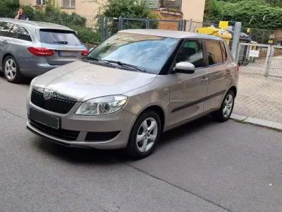 Gebraucht Skoda Fabia Elegance 86 PS (63 kW) 2012 Beige Limousine