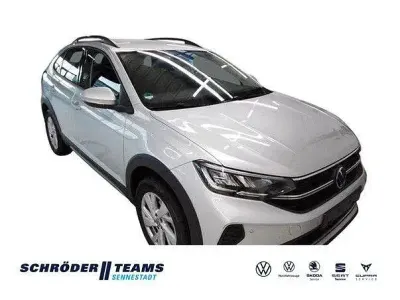Używany VW Taigo Life 116 KM (85 kW) 2024 Srebrny SUV
