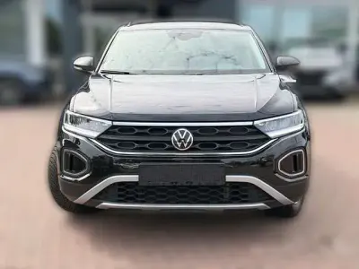 Gebraucht VW T-Roc Life 116 PS (85 kW) 2024 Schwarz metallic SUV