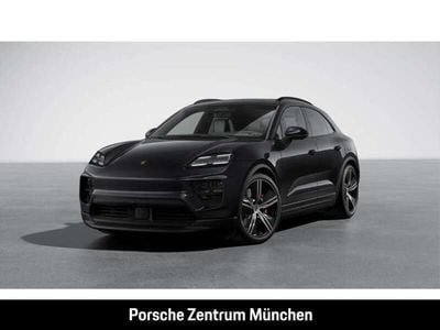 Tiefschwarzmetallic Gebraucht 2024 Porsche Macan SUV | 109.000 € (Teuer)