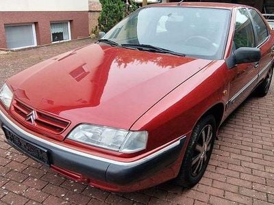 Rot Gebraucht 1999 Citroën Xantia Limousine | 549 €