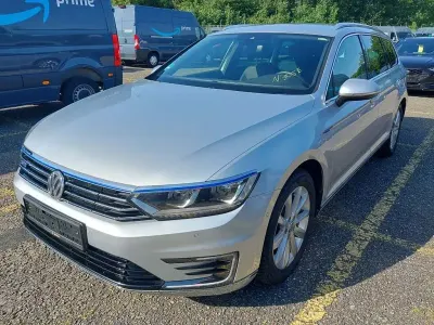 Gebraucht VW Passat GTE 156 PS (114 kW) 2017 Silber Kombi