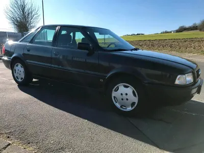 Używany Audi 80 90 KM (66 kW) 1991 Czarny Sedan/Limuzyna