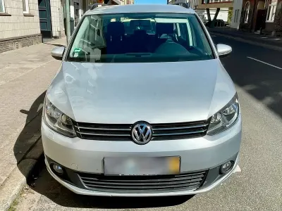 Usata VW Touran 140 CV (102 kW) 2014 Argento Monovolume