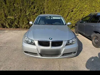 Usata BMW 318 143 CV (105 kW) 2007 Argento Berlina