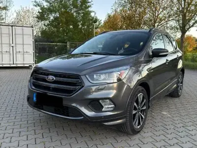 Gebraucht Ford Kuga ST-Line 150 PS (110 kW) 2017 Grau SUV