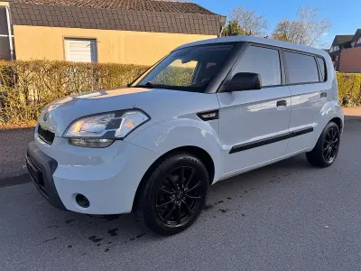 Usata Kia Soul Attract 126 CV (92 kW) 2009 Blu SUV