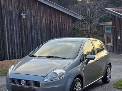 Gebraucht Fiat Grande Punto 77 PS (56 kW) 2008 Blau Kleinwagen