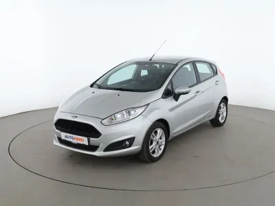 Gebraucht Ford Fiesta Celebration 101 PS (74 kW) 2016 Silber Kleinwagen