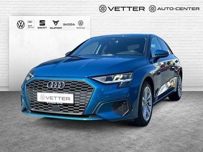 Gebraucht Audi A3 Sport 150 PS (110 kW) 2022 Blau Limousine