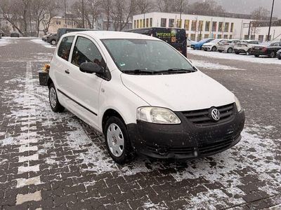 Gebraucht VW Fox 54 PS (39 kW) 2009 Weiß Kleinwagen