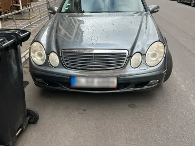 Używany Mercedes E220