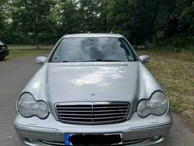 Gebraucht Mercedes C320 Avantgarde 218 PS (160 kW) 2000 Silber Limousine