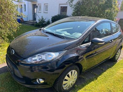 gebraucht Ford Fiesta /Gepflegt/ perfektes Kleinwagen / 8xBereift Neu