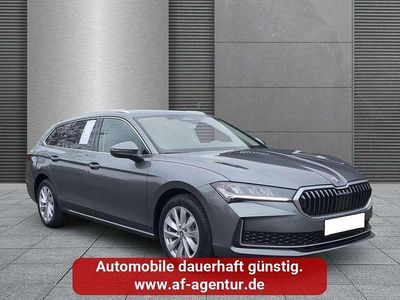 Graphitegrau Neu 2025 Skoda Superb Selection Kombi | 41.990 € (Guter Preis)