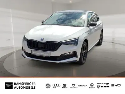 Gebraucht Skoda Scala Monte Carlo 110 PS (80 kW) 2022 Candyweiß Kleinwagen