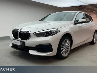 Gebraucht BMW 118 Advantage 136 PS (100 kW) 2023 Weiß Kleinwagen