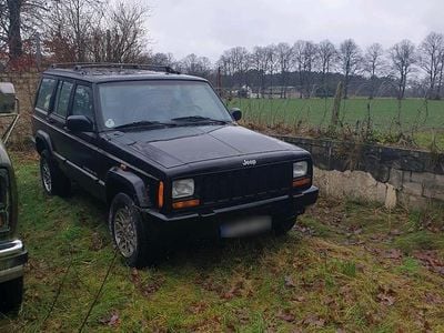 Gebraucht Jeep Cherokee 115 PS (84 kW) 1999 Schwarz SUV