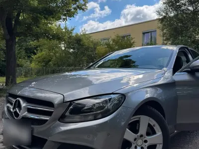 Gebraucht Mercedes C180 Avantgarde 156 PS (114 kW) 2014 Grau Limousine