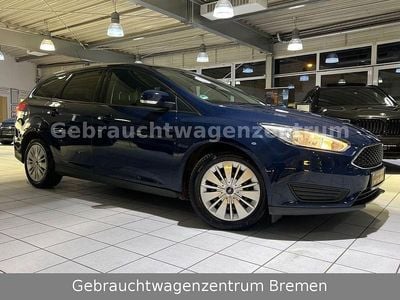 Blau Gebraucht 2015 Ford Focus Trend Limousine | 6.990 € (Fairer Preis)
