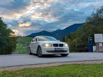 Weiß Gebraucht 2008 BMW 118 Kleinwagen | 2.799 € (Guter Preis)
