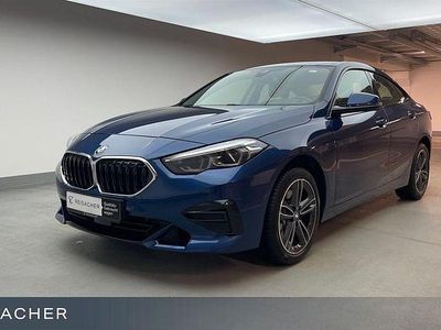 Gebraucht BMW 220 Sport Line 178 PS (130 kW) 2024 Blau Coupé