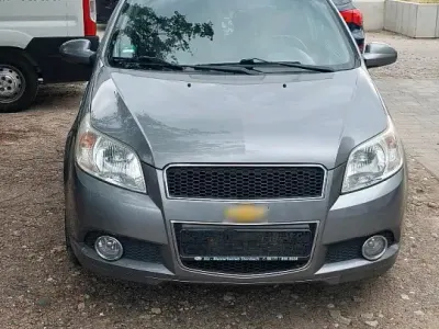 Gebraucht Chevrolet Aveo 101 PS (74 kW) 2008 Silber Kleinwagen