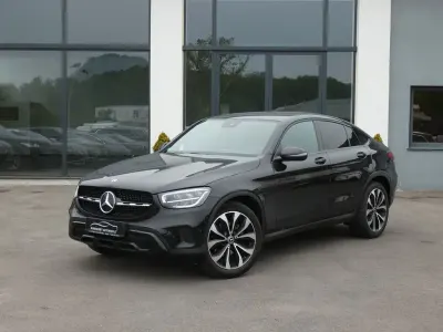 Gebraucht Mercedes GLC200 197 PS (144 kW) 2021 Obsidianschwarz SUV