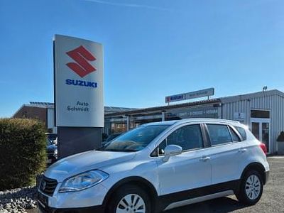 Gebraucht Suzuki SX4 Comfort 119 PS (87 kW) 2014 Weiß SUV