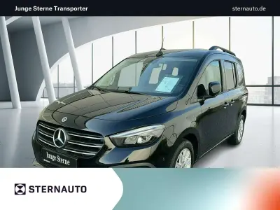 Gebraucht Mercedes T180 Progressive 116 PS (85 kW) 2024 Loparitschwarz metallic Van / Kleinbus