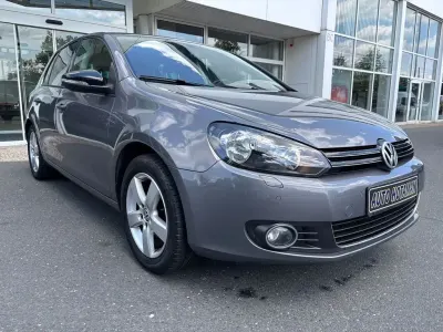Gebraucht VW Golf VII Style 105 PS (77 kW) 2012 Grau Limousine