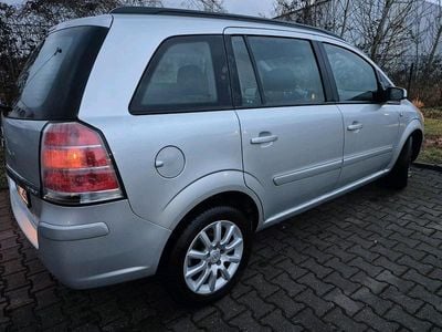 Gebraucht Opel Zafira 98 PS (72 kW) 2006 Silber Van / Kleinbus