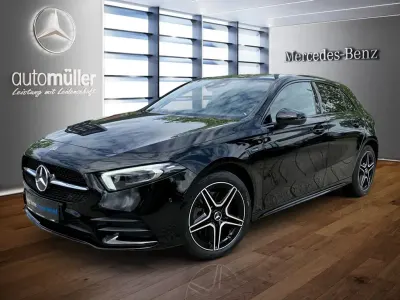 Gebraucht Mercedes A250 AMG 160 PS (117 kW) 2021 Schwarz Limousine