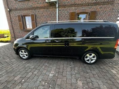 Mercedes V250